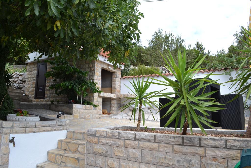 Villa I Karma Tisno Ngoại thất bức ảnh